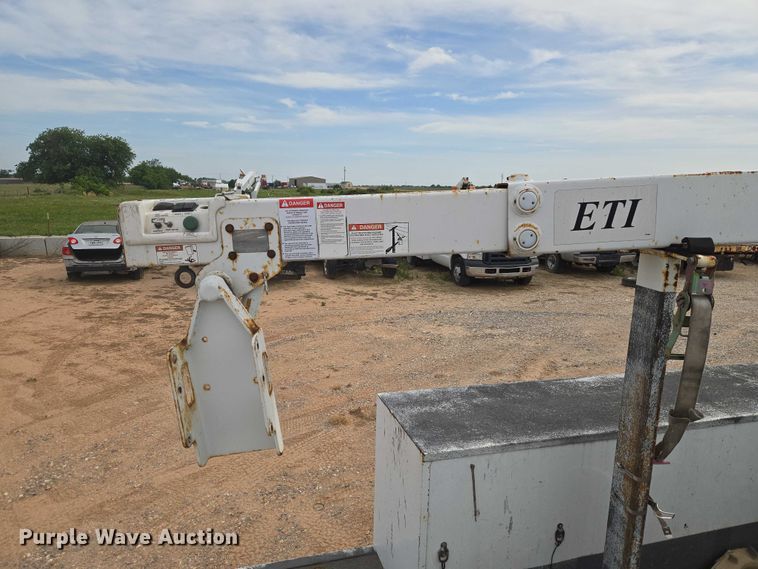 image for item EW0000 2006 Ford F450 Super Duty bucket truck