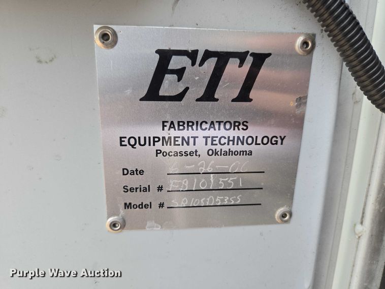 image for item EW0000 2006 Ford F450 Super Duty bucket truck
