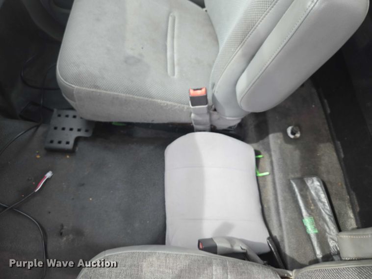 image for item EW0000 2006 Ford F450 Super Duty bucket truck