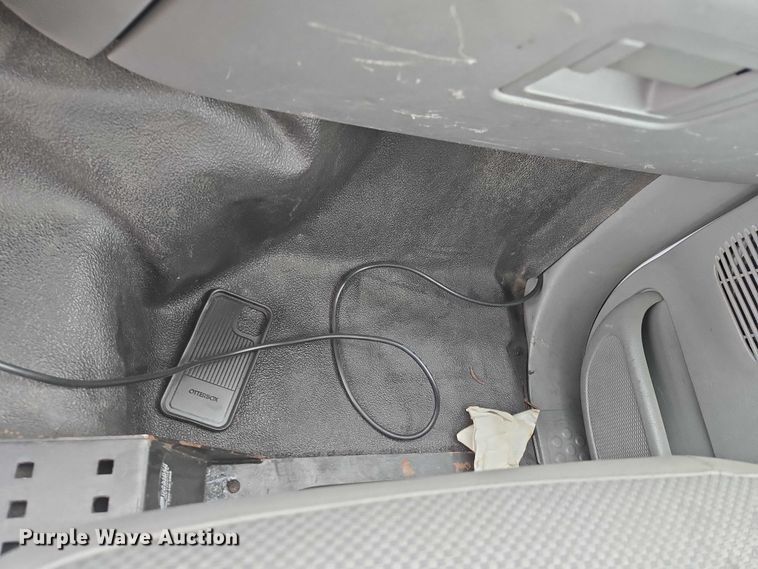 image for item EW0000 2006 Ford F450 Super Duty bucket truck