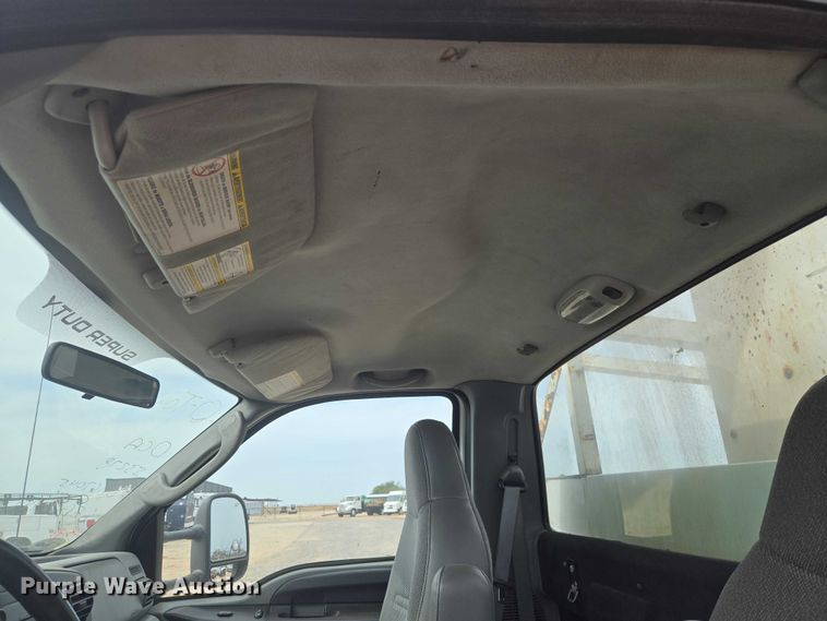image for item EW0000 2006 Ford F450 Super Duty bucket truck