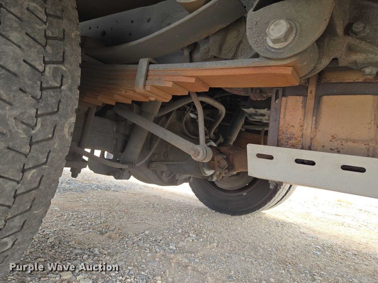 image for item EW0000 2006 Ford F450 Super Duty bucket truck
