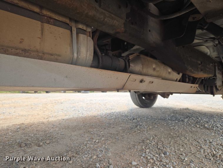 image for item EW0000 2006 Ford F450 Super Duty bucket truck