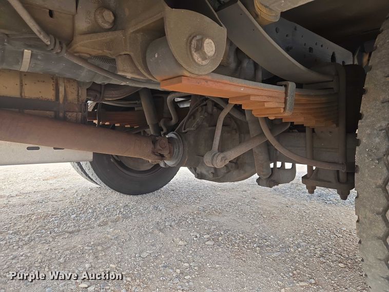 image for item EW0000 2006 Ford F450 Super Duty bucket truck