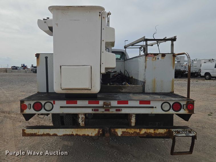 image for item EW0001 2009 Ford F450 Super Duty bucket truck