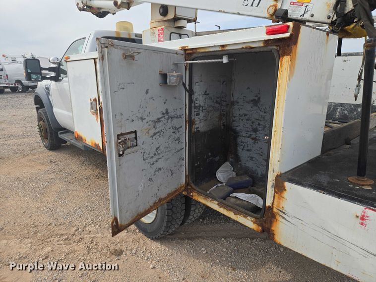 image for item EW0001 2009 Ford F450 Super Duty bucket truck