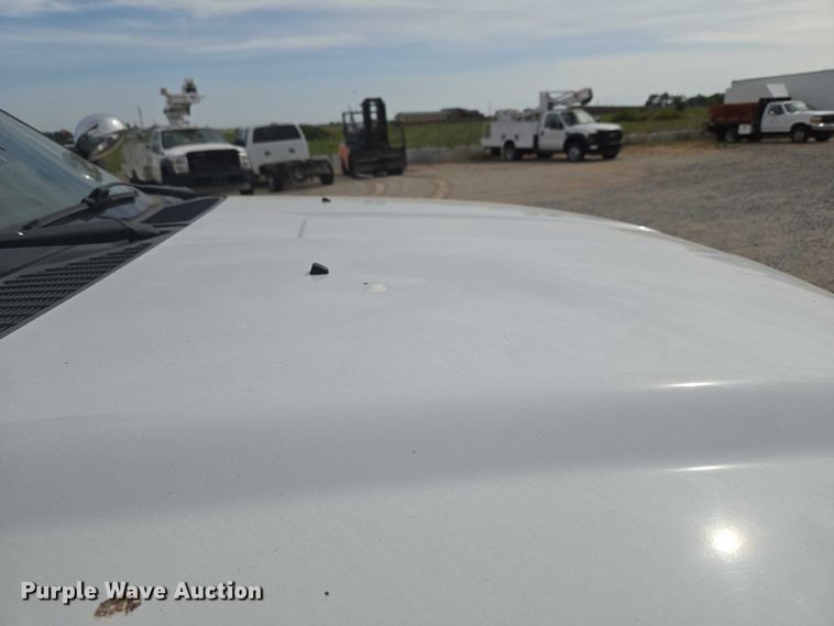image for item EW0001 2009 Ford F450 Super Duty bucket truck