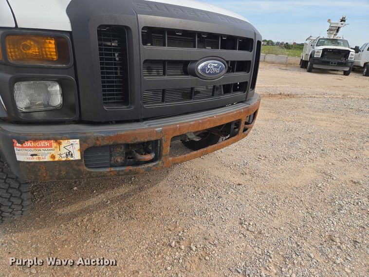 image for item EW0001 2009 Ford F450 Super Duty bucket truck