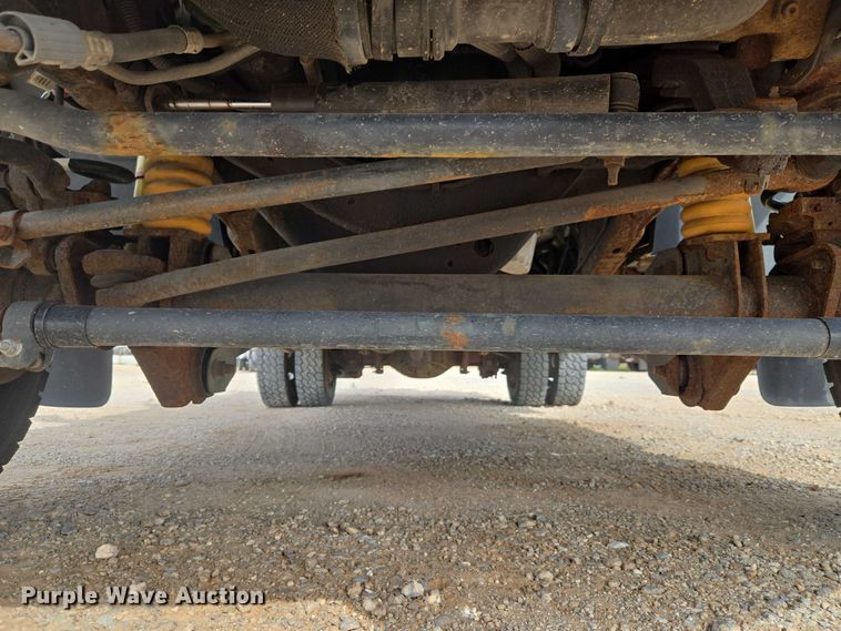 image for item EW0001 2009 Ford F450 Super Duty bucket truck