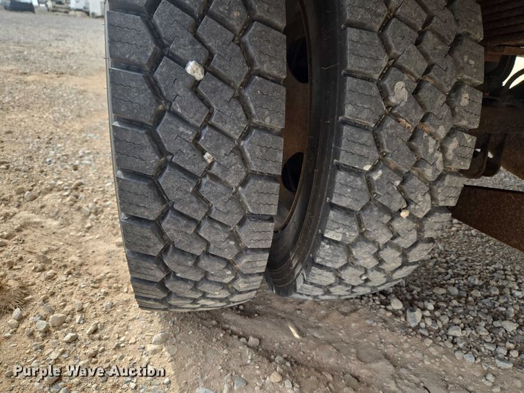 image for item EW0001 2009 Ford F450 Super Duty bucket truck