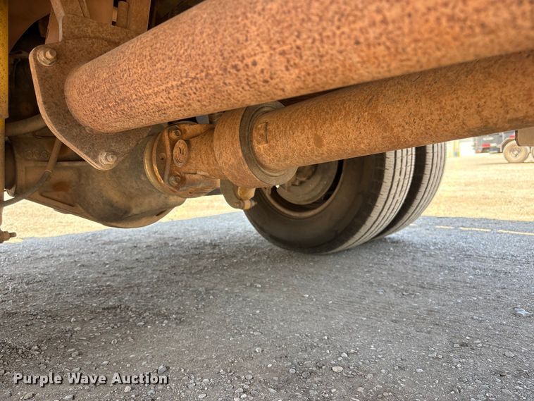 image for item EW0058 2012 Ford F350 Super Duty Ext. Cab dump bed pickup truck