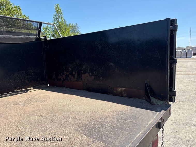 image for item EW0058 2012 Ford F350 Super Duty Ext. Cab dump bed pickup truck