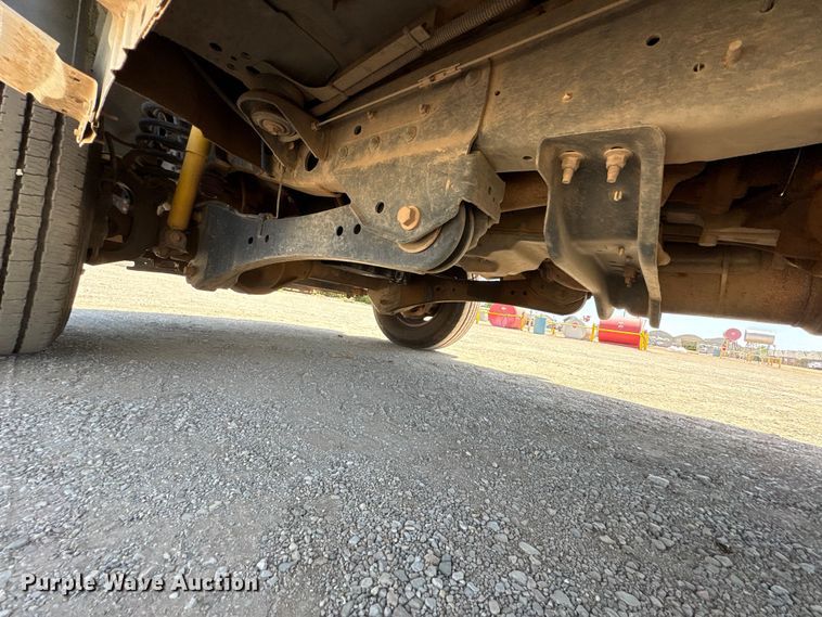 image for item EW0058 2012 Ford F350 Super Duty Ext. Cab dump bed pickup truck