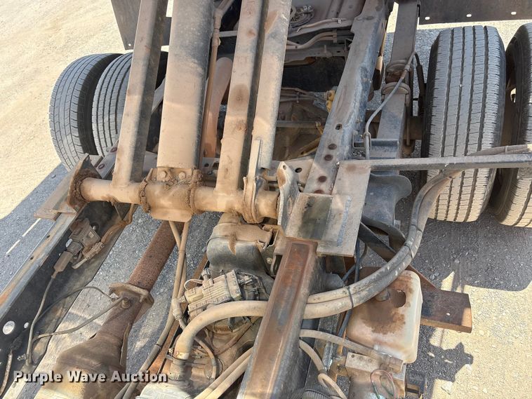 image for item EW0058 2012 Ford F350 Super Duty Ext. Cab dump bed pickup truck