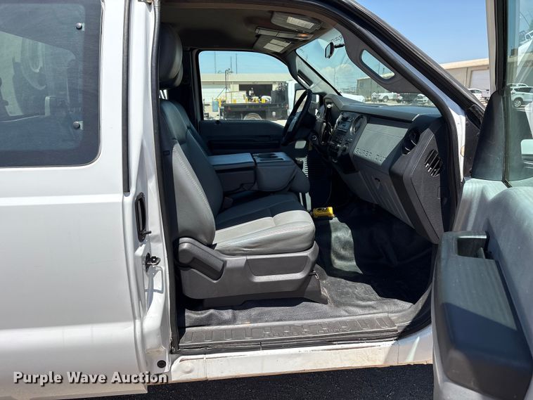 image for item EW0058 2012 Ford F350 Super Duty Ext. Cab dump bed pickup truck