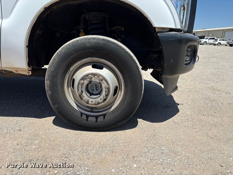 image for item EW0058 2012 Ford F350 Super Duty Ext. Cab dump bed pickup truck