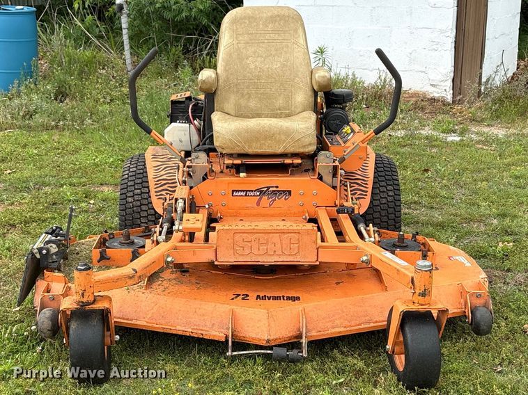 image for item EW0067 Scag STT-31BSD ZTR lawn mower