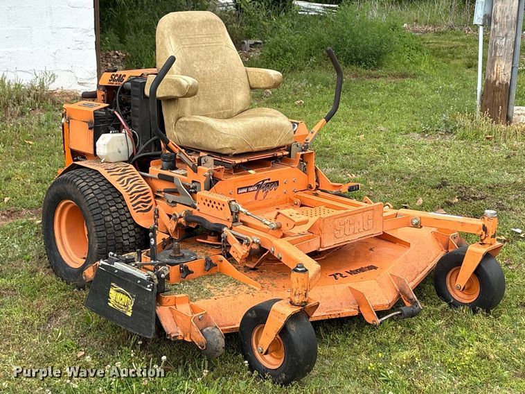 image for item EW0067 Scag STT-31BSD ZTR lawn mower