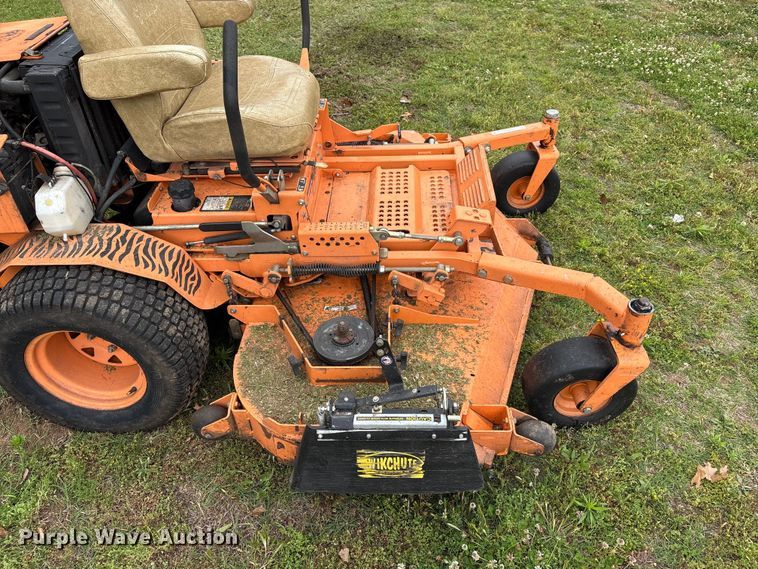 image for item EW0067 Scag STT-31BSD ZTR lawn mower