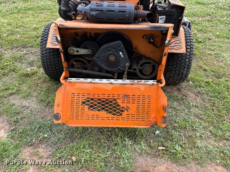 image for item EW0067 Scag STT-31BSD ZTR lawn mower
