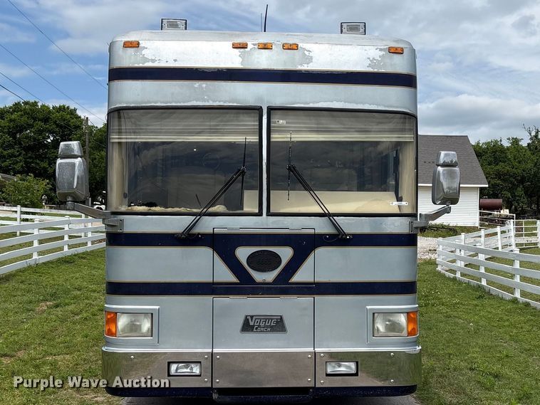 image for item EW0068 1998 Vogue RV