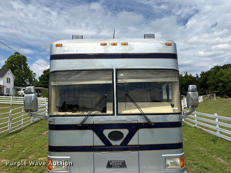 image for item EW0068 1998 Vogue RV