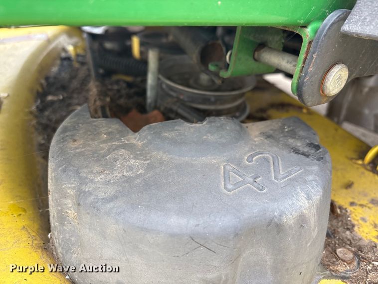 image for item EW0071 2011 John Deere 2225 42C ZTR lawn mower
