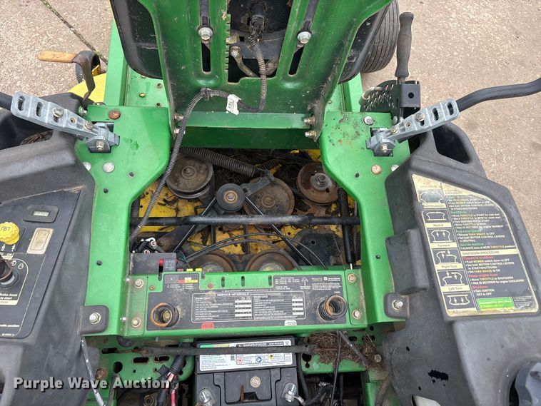 image for item EW0071 2011 John Deere 2225 42C ZTR lawn mower