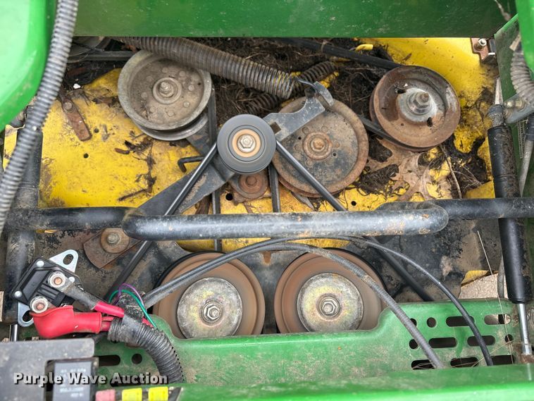image for item EW0071 2011 John Deere 2225 42C ZTR lawn mower