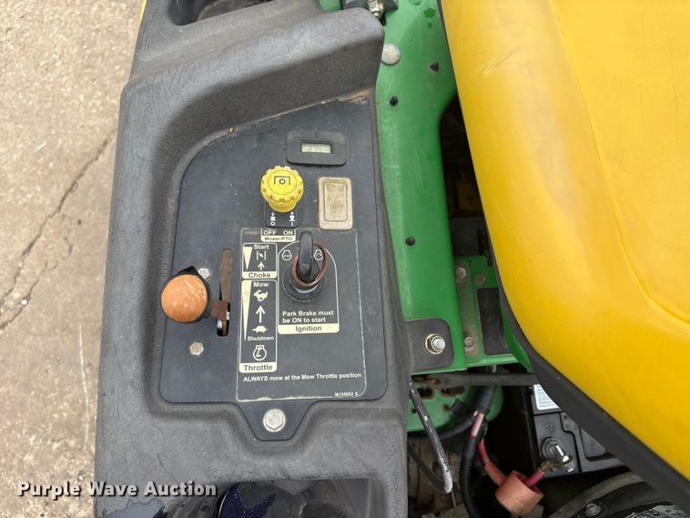 image for item EW0071 2011 John Deere 2225 42C ZTR lawn mower