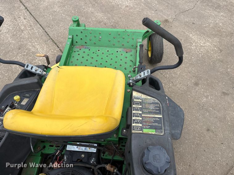 image for item EW0071 2011 John Deere 2225 42C ZTR lawn mower