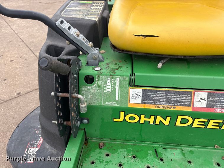 image for item EW0071 2011 John Deere 2225 42C ZTR lawn mower