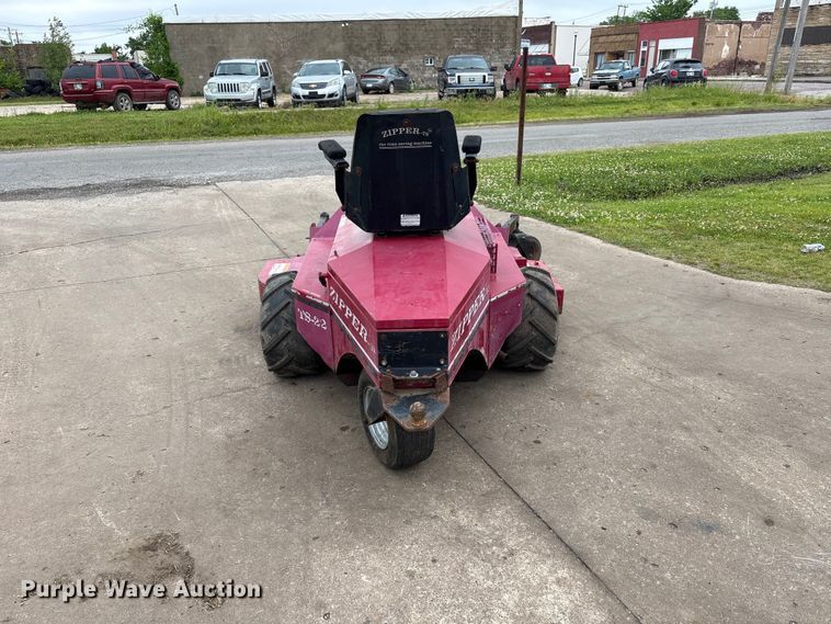 image for item EW0073 Zipper TS-22 lawn mower