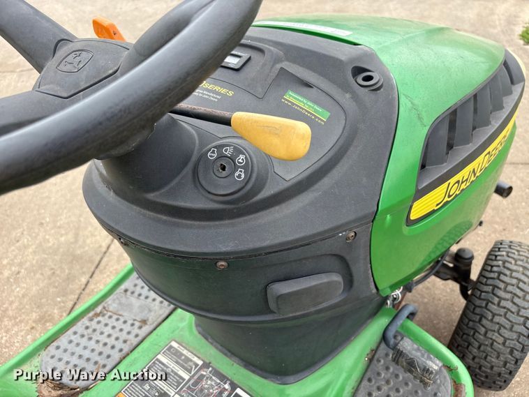 image for item EW0074 2012 John Deere D105 lawn mower
