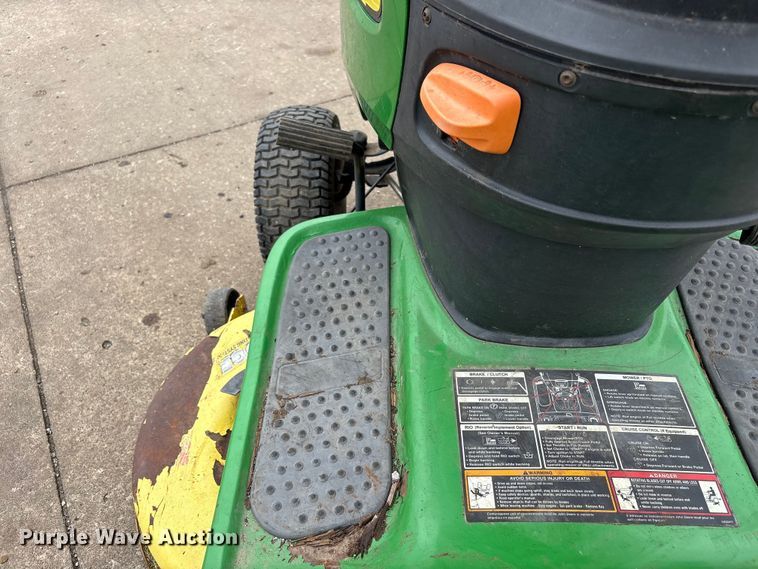 image for item EW0074 2012 John Deere D105 lawn mower
