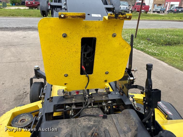 image for item EW0077 Great Dane Brutus GBKH2761S ZTR lawn mower
