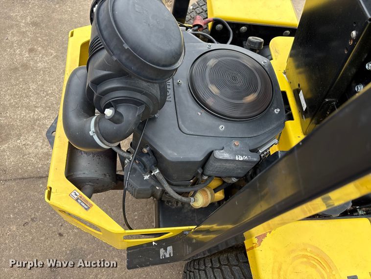 image for item EW0077 Great Dane Brutus GBKH2761S ZTR lawn mower