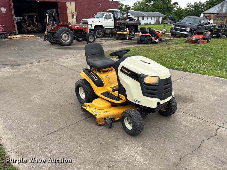 image for item EW0079 Cub Cadet 13WQ91AP0094456936 lawn mower