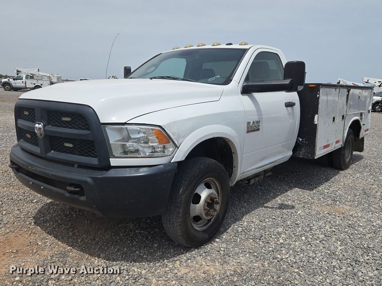 image for item EW0083 2014 RAM 3500 utility bed pickup truck