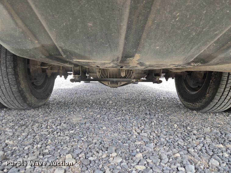 image for item EW0083 2014 RAM 3500 utility bed pickup truck