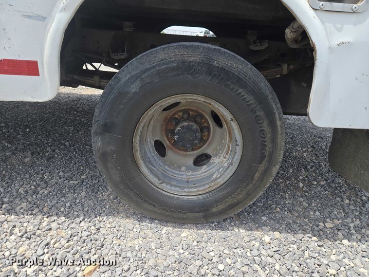image for item EW0083 2014 RAM 3500 utility bed pickup truck