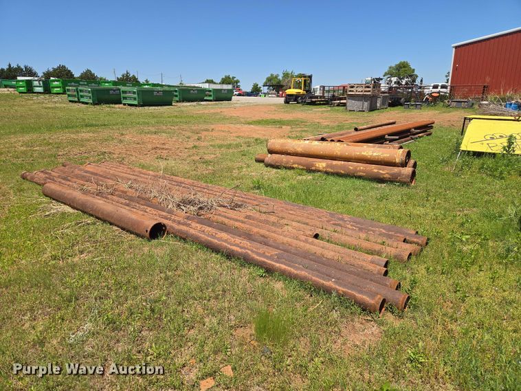 image for item EW0098 Approximately (51) sticks of pipe