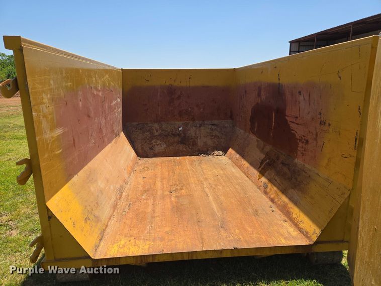 image for item EW0107 Roll offs roll off dumpster