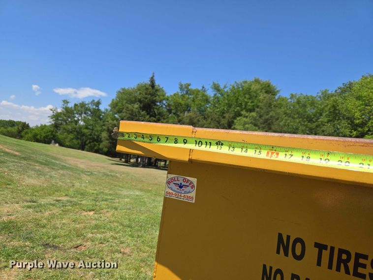 image for item EW0107 Roll offs roll off dumpster