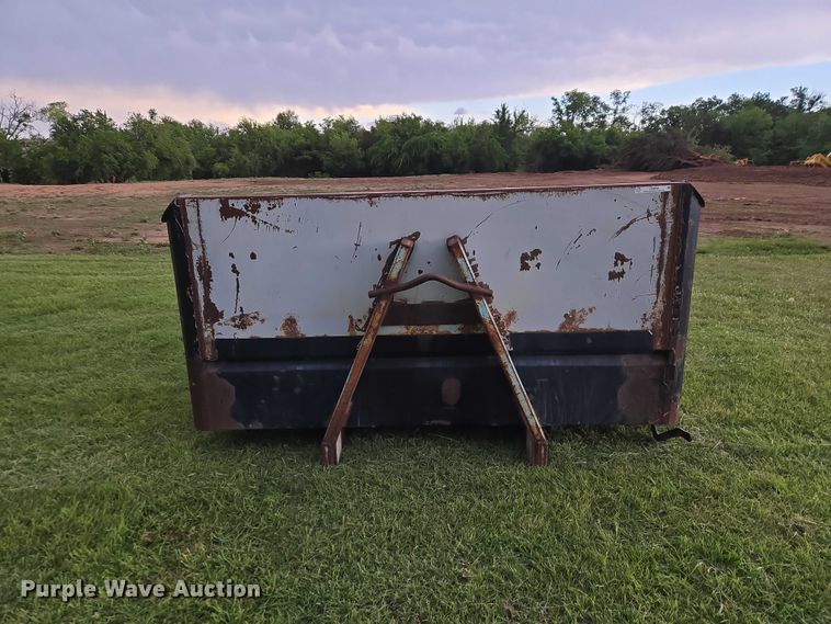 image for item EW0123 Hook lift bed