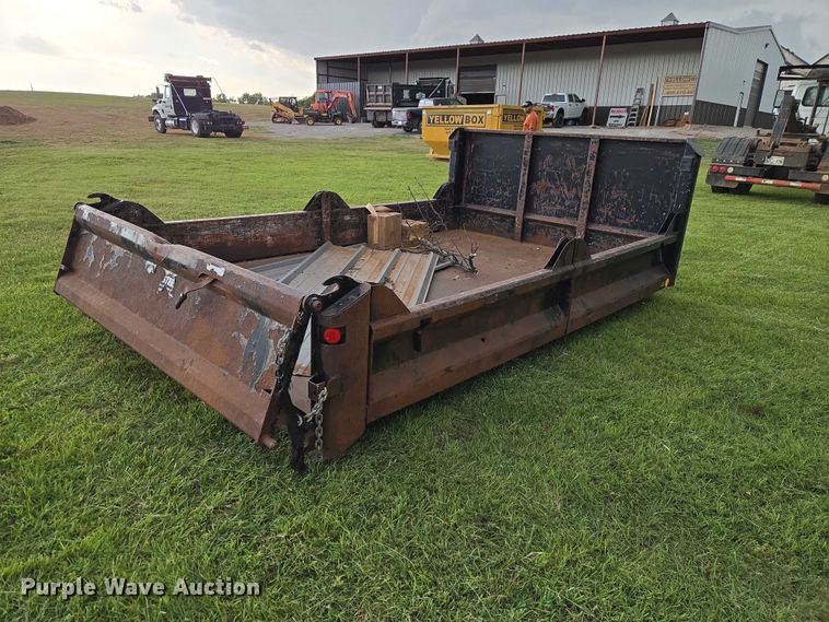 image for item EW0123 Hook lift bed
