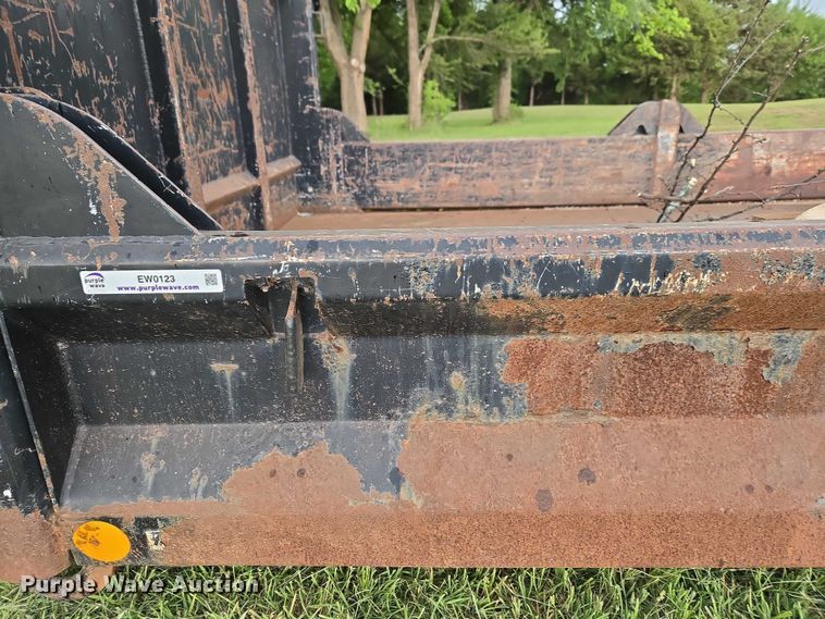 image for item EW0123 Hook lift bed