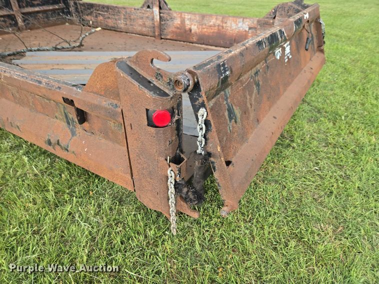 image for item EW0123 Hook lift bed