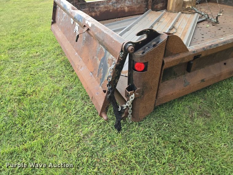 image for item EW0123 Hook lift bed