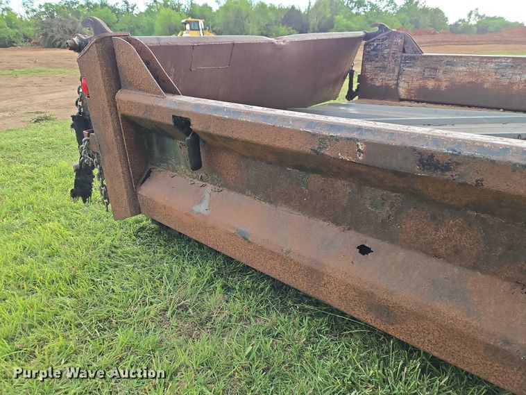 image for item EW0123 Hook lift bed